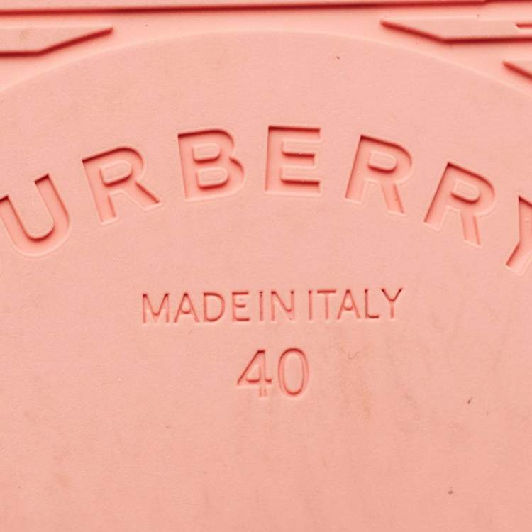 Pre Owned Burberry Black/Pink Check Rubber Pool Slides Size 40