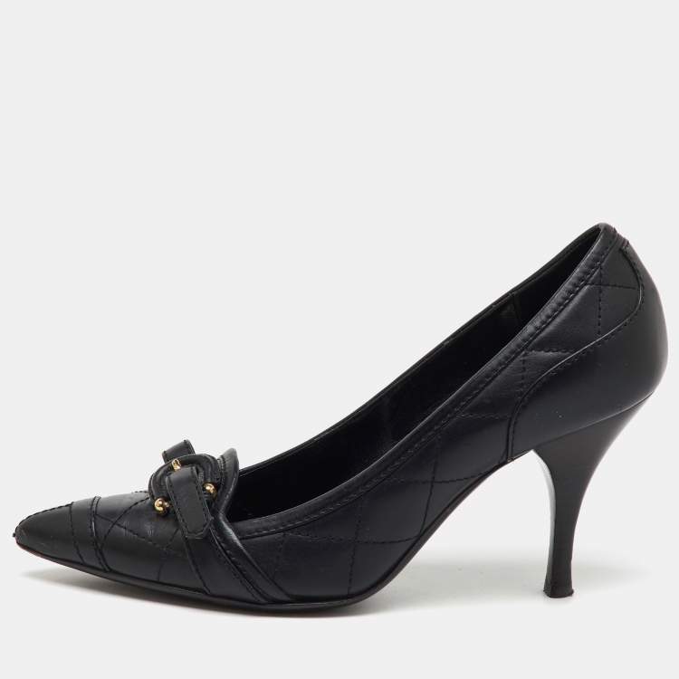 Pre Owned Burberry Black Quilted Leather Buckle Detail Pointed Toe Pumps Size 36