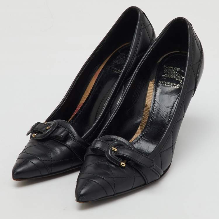 Pre Owned Burberry Black Quilted Leather Buckle Detail Pointed Toe Pumps Size 36
