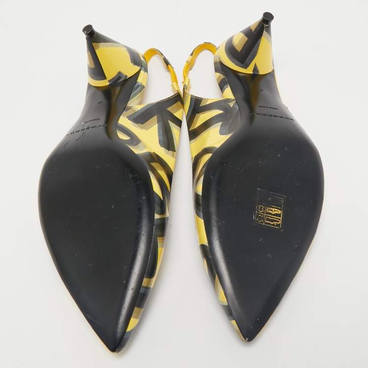 Pre Owned Burberry Yellow/Black Printed Leather Morson Slingback Pumps Size 41