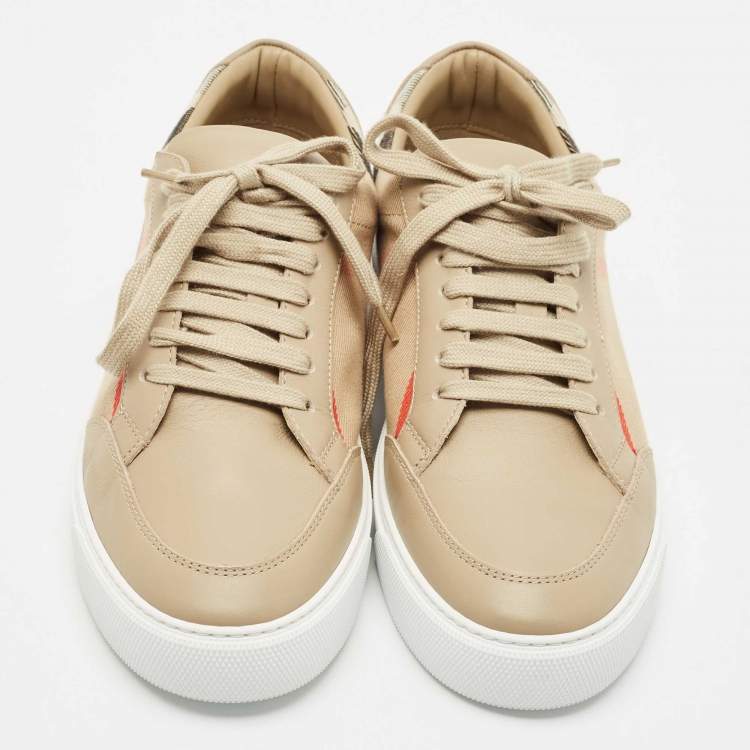 Pre Owned Burberry Brown House Check Canvas and Leather Low-Top Sneakers Size 39