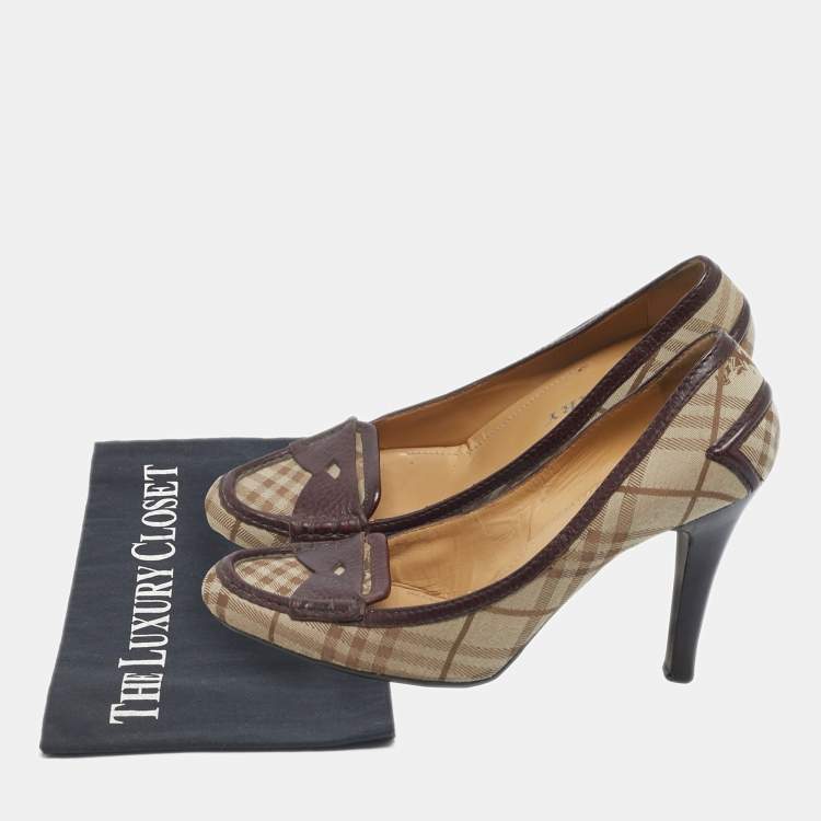 Pre Owned Burberry Beige/Brown Canvas and Leather Loafer Pumps Size 39.5