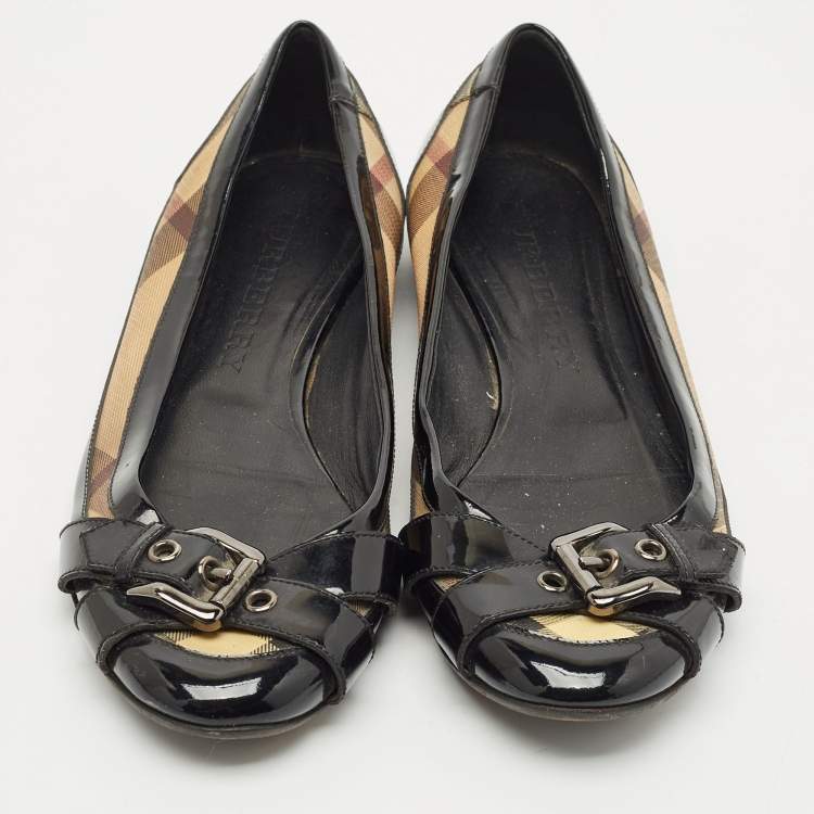 Pre Owned Burberry Black/Beige Nova Check PVC and Patent Leather Buckle Ballet Flats Size 41