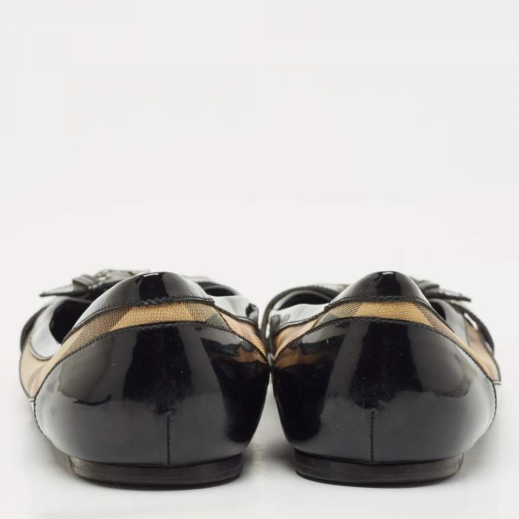 Pre Owned Burberry Black/Beige Nova Check PVC and Patent Leather Buckle Ballet Flats Size 41