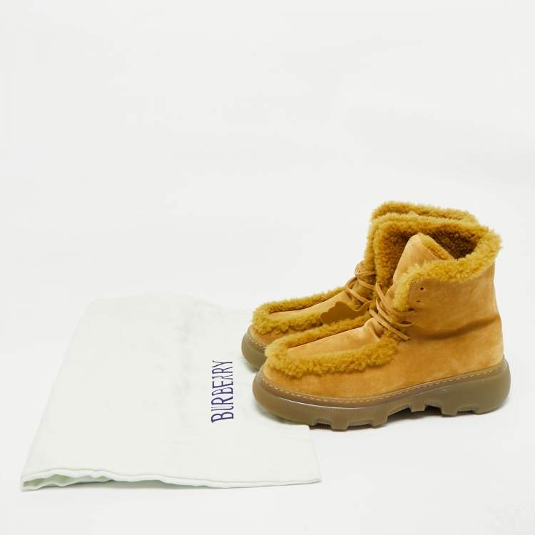 Pre Owned Burberry Green Shearling and Suede Chugga Ankle Length Boots Size 40