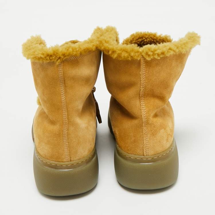 Pre Owned Burberry Green Shearling and Suede Chugga Ankle Length Boots Size 40