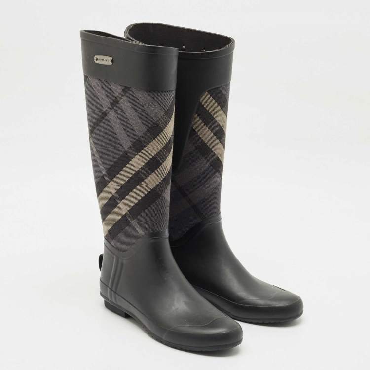Pre Owned Burberry Multicolor Canvas and Rubber Clemence Rain Boots Size 39