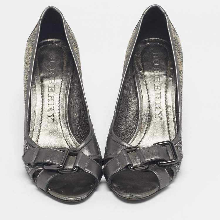 Pre Owned Burberry Grey/Beige Canvas and Leather Buckle Peep Toe Pumps Size 37