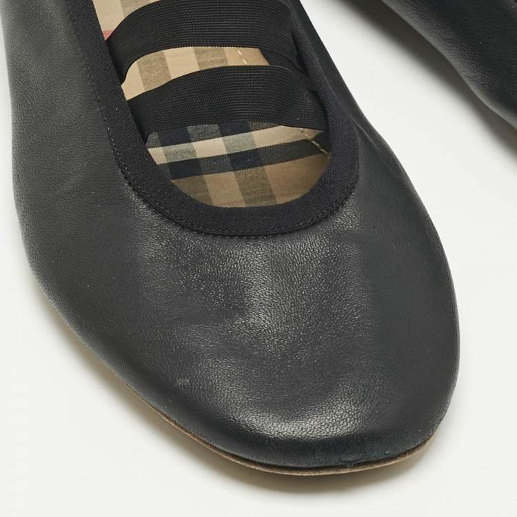Pre Owned Burberry Black Leather Grace Ballet Flats Size 39