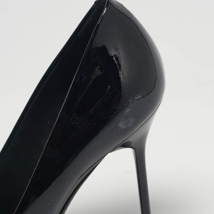 Pre Owned Burberry Black Patent Leather Finsbury Bow Pumps Size 40