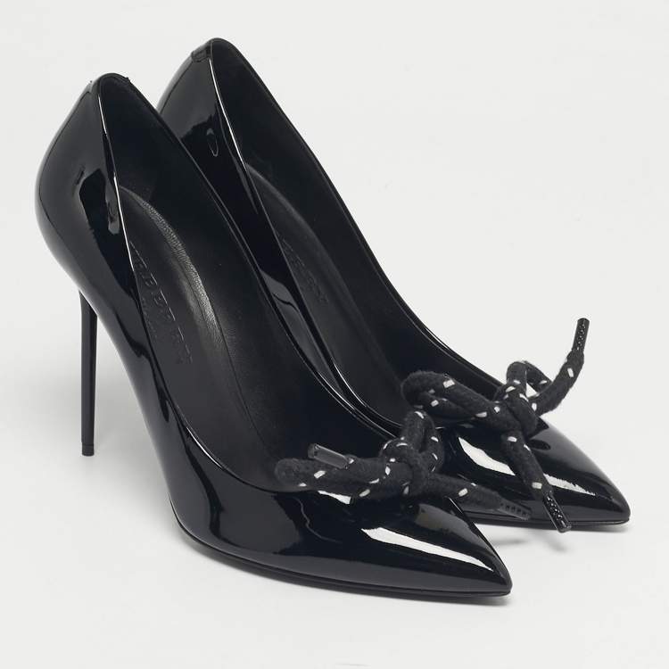 Pre Owned Burberry Black Patent Leather Finsbury Bow Pumps Size 40