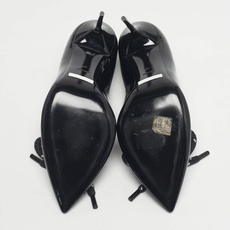 Pre Owned Burberry Black Patent Leather Finsbury Bow Pumps Size 40