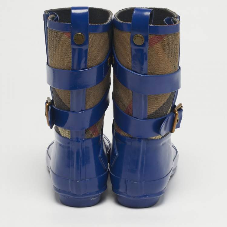 Pre Owned Burberry Beige/Blue House Check Canvas and Blue Rubber Rain Boots Size 39