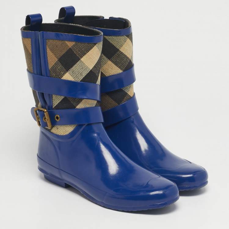 Pre Owned Burberry Beige/Blue House Check Canvas and Blue Rubber Rain Boots Size 39
