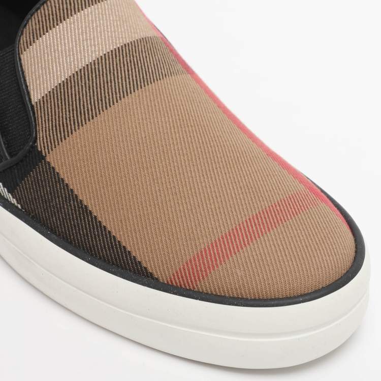Pre Owned Burberry Beige/Black Canvas And Leather Gauden Slip On Sneakers 35
