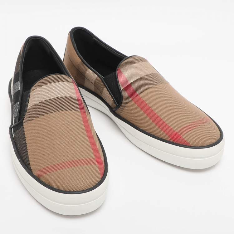 Pre Owned Burberry Beige/Black Canvas And Leather Gauden Slip On Sneakers 35