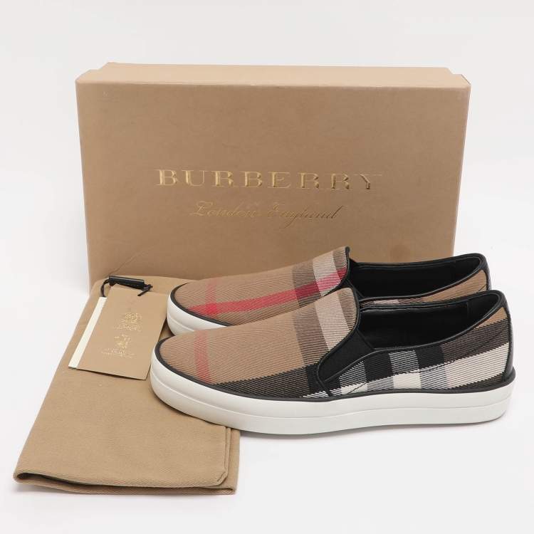 Pre Owned Burberry Beige/Black Canvas And Leather Gauden Slip On Sneakers 35