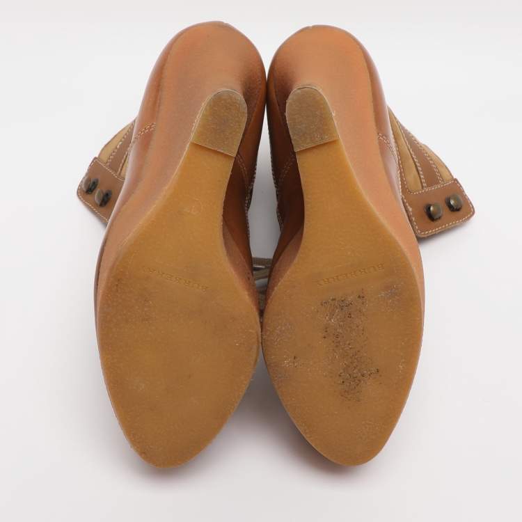 Pre Owned Burberry Brown Leather and Suede Rubber Ankle Boots Size 37