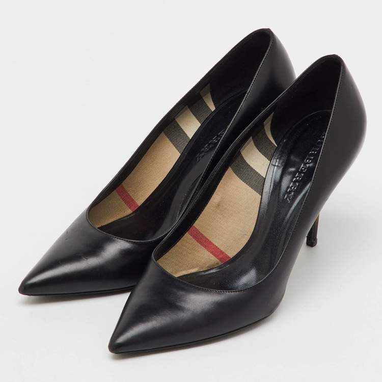 Pre Owned Burberry Black Leather Pointed Toe Pumps Size 40