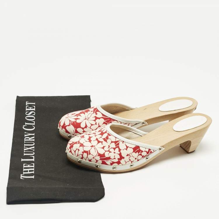 Pre Owned Burberry Cream/Red Flora Canvas and Leather Mules Size 38
