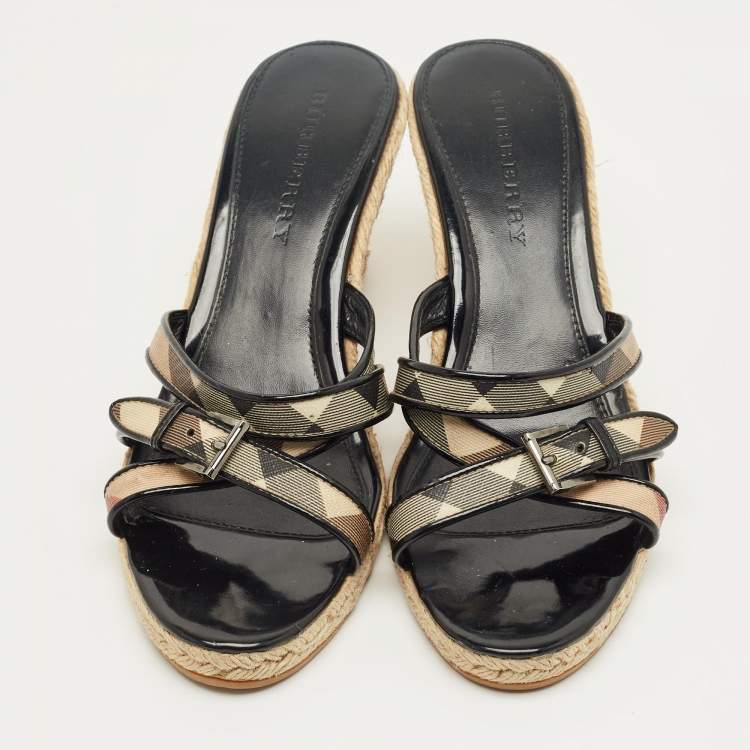 Pre Owned Burberry Beige/Black House Check Canvas and Patent Wedge Sandals Size 41