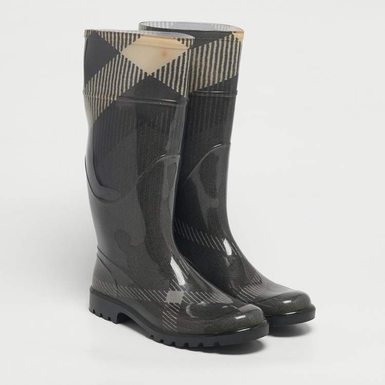 Pre Owned Burberry Green/Beige Rubber House Check Rain Boots Size 38