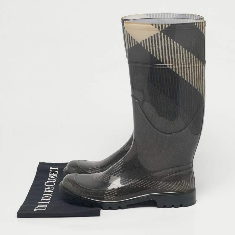 Pre Owned Burberry Green/Beige Rubber House Check Rain Boots Size 38