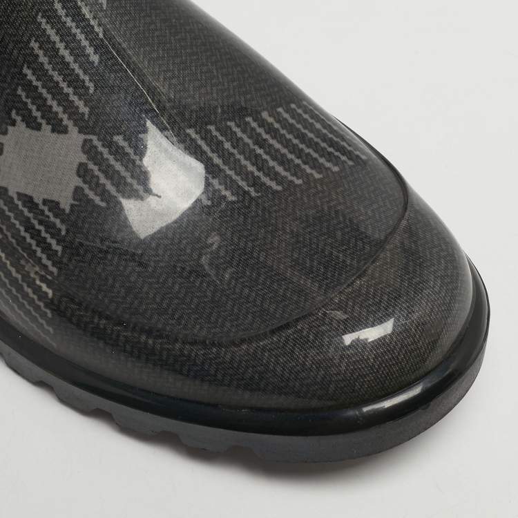 Pre Owned Burberry Green/Beige Rubber House Check Rain Boots Size 38