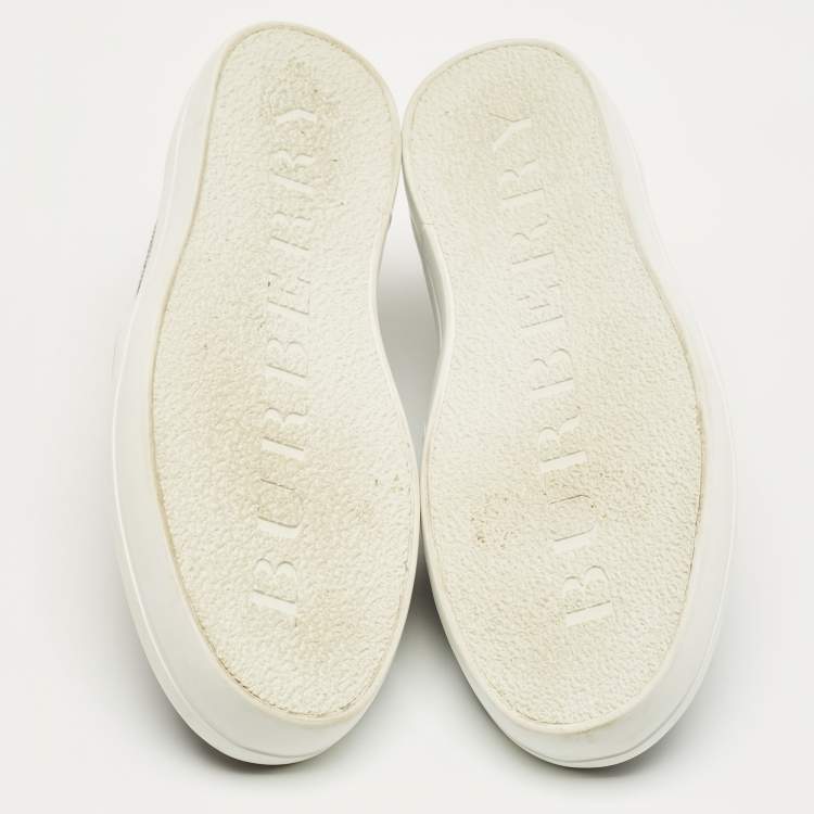 مملوكة مسبقًا Burberry Navy Blue/Black Gauden Check Canvas Slip On Sneakers Size 38.5