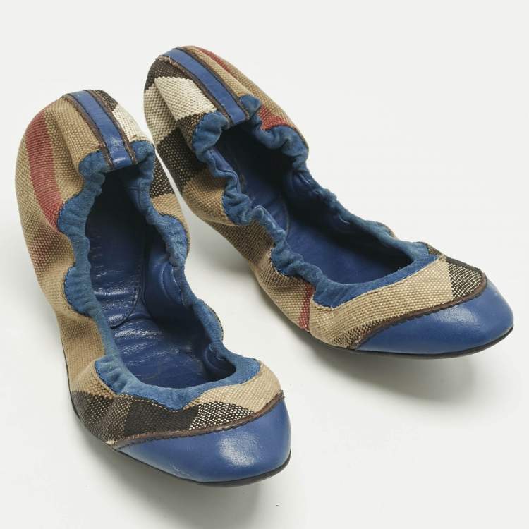 Pre Owned Burberry Blue/Beige Check Canvas and Suede Scrunch Ballet Flats Size 37