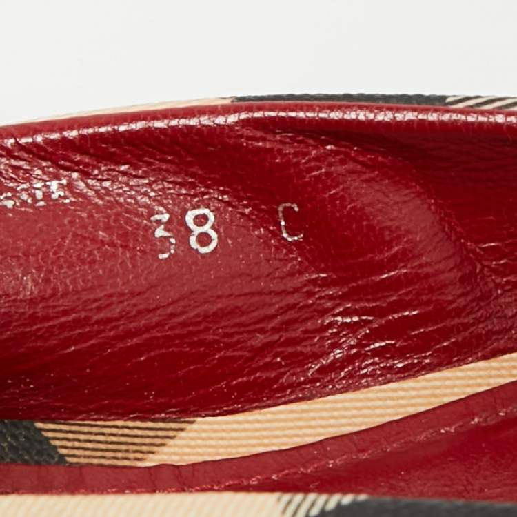 Pre Owned Burberry Red/Beige Patent Leather and Nova Check Canvas Scrunch Ballet Flats Size 38