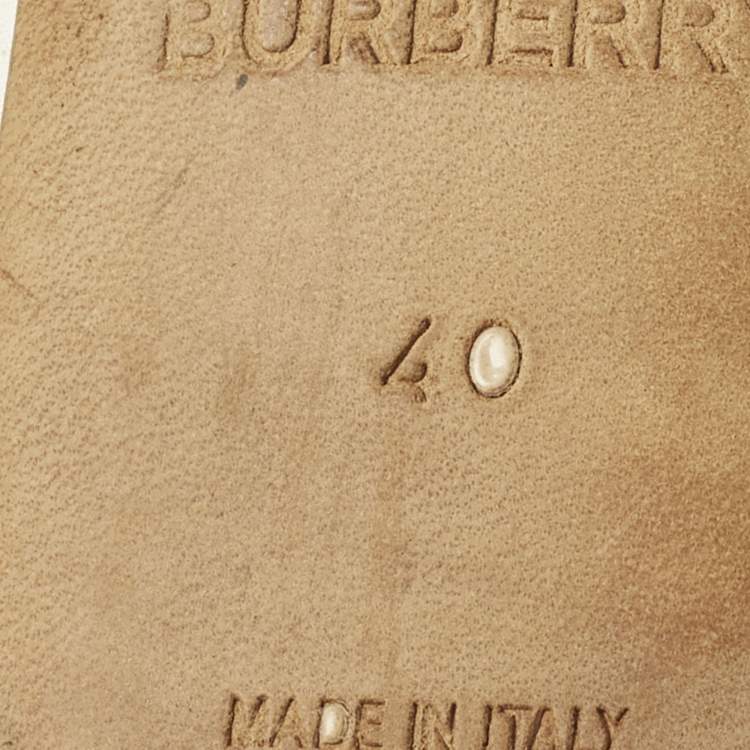 مملوكة مسبقًا Burberry Size 40 Multicolor TB Monogram Leather Ankle Strap Pumps