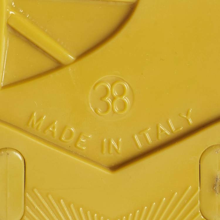 Pre Owned Burberry Size 38 Yellow Jelly Thong Flat Sandals