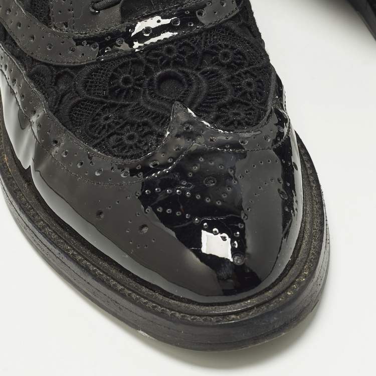 Pre Owned Burberry Size 37 Black Lace, Mesh and Patent Leather Brogues