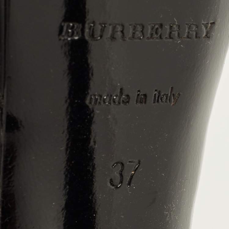 Pre Owned Burberry Size 37 Black Lizard Embossed Leather Ankle Strap Sandals