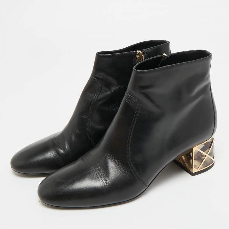 Pre Owned Burberry Billesdon Size 39 Black Leather Ankle Length Boots
