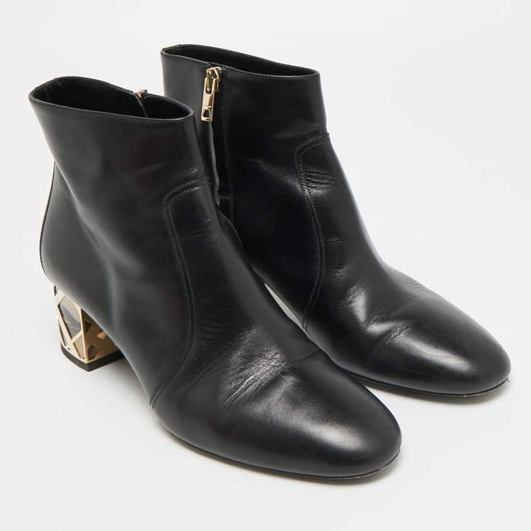 Pre Owned Burberry Billesdon Size 39 Black Leather Ankle Length Boots