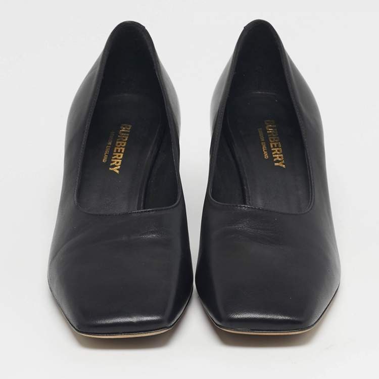 Pre Owned Burberry Size 35.5 Black Leather Square Toe Block Heel Pumps