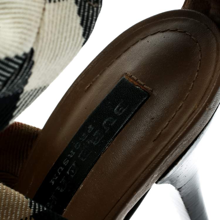 مملوكة مسبقًا Burberry Beige Nova Check Canvas Cross Straps Platform Sandals Size 40