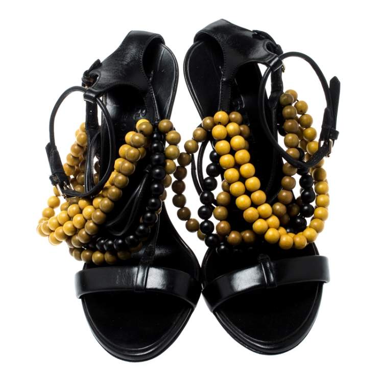 مملوكة مسبقًا Burberry Prorsum Black T Strap Beaded Sandals Size 37