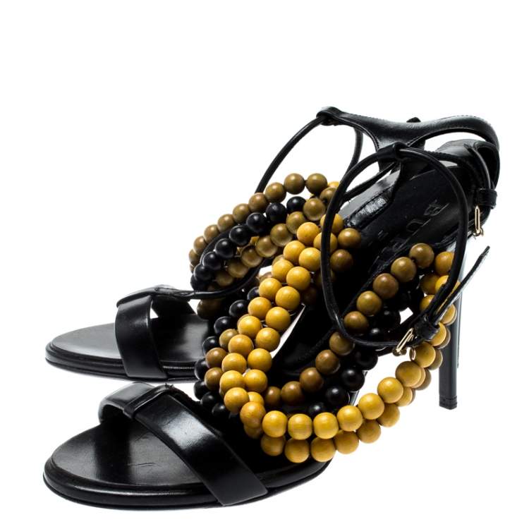 مملوكة مسبقًا Burberry Prorsum Black T Strap Beaded Sandals Size 37