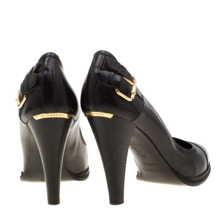 Pre Owned Burberry Black Leather Embellished Pumps Size 39