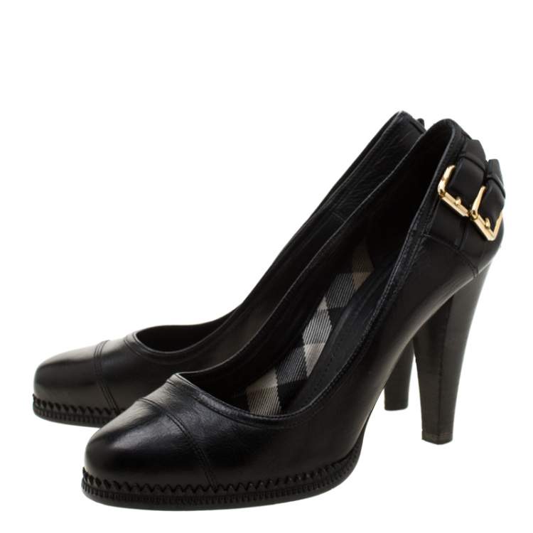 Pre Owned Burberry Black Leather Embellished Pumps Size 39
