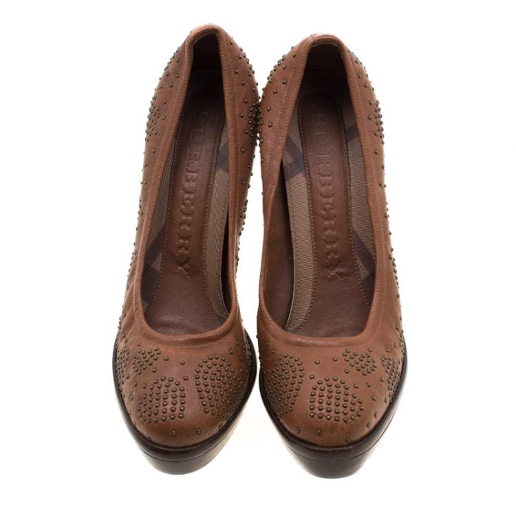 Pre Owned Burberry Brown Leather Studded Platform Pumps Size 37.5