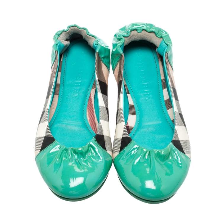 Pre Owned Burberry Turquoise House Check Patent Leather and PVC Cap Toe Ballet Flats Size 38.5