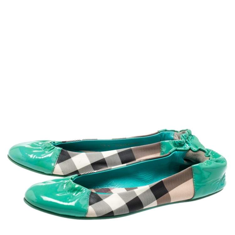Pre Owned Burberry Turquoise House Check Patent Leather and PVC Cap Toe Ballet Flats Size 38.5