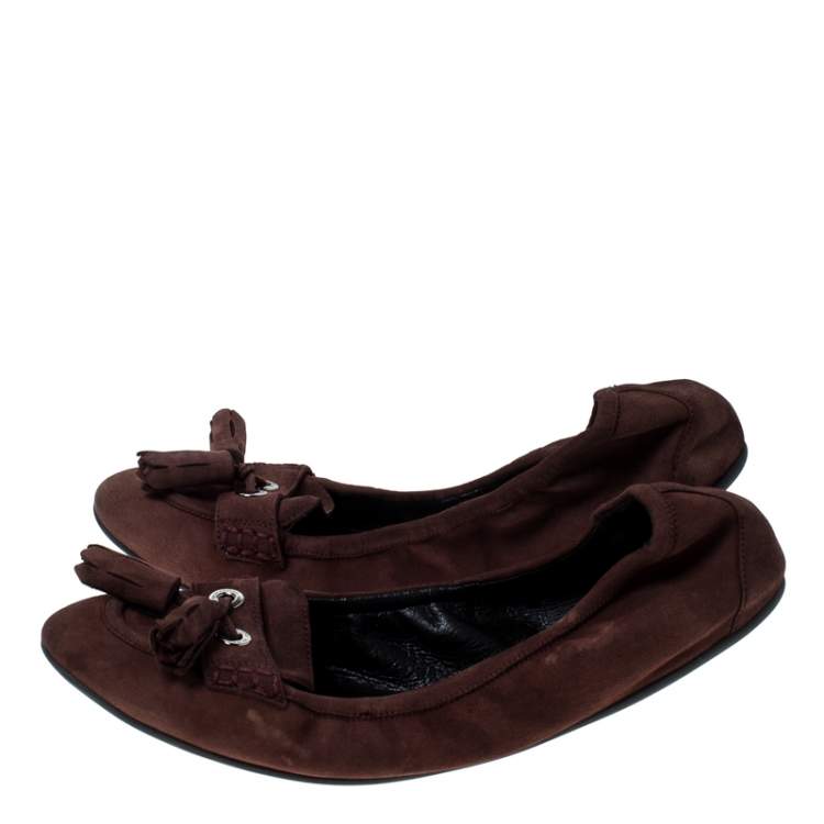 Pre Owned Burberry Brown Suede Tassel Scrunch Ballet Flat Size 39.5