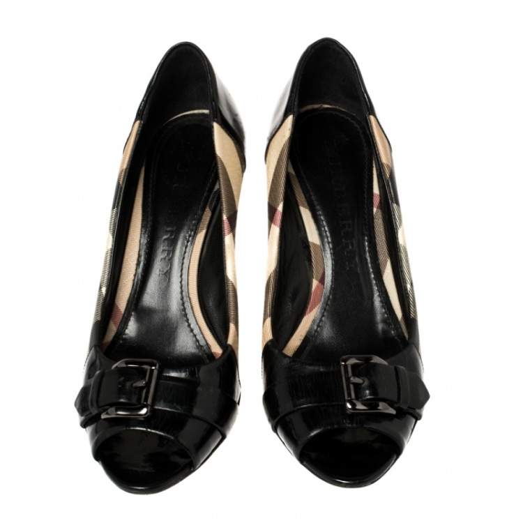 Pre Owned Burberry Black/Beige Nova Check PVC and Patent Leather Buckle Peep Toe Pumps Size 39