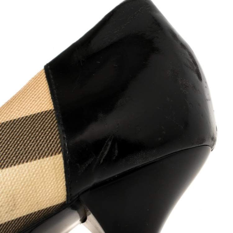 Pre Owned Burberry Black/Beige Nova Check PVC and Patent Leather Buckle Peep Toe Pumps Size 39