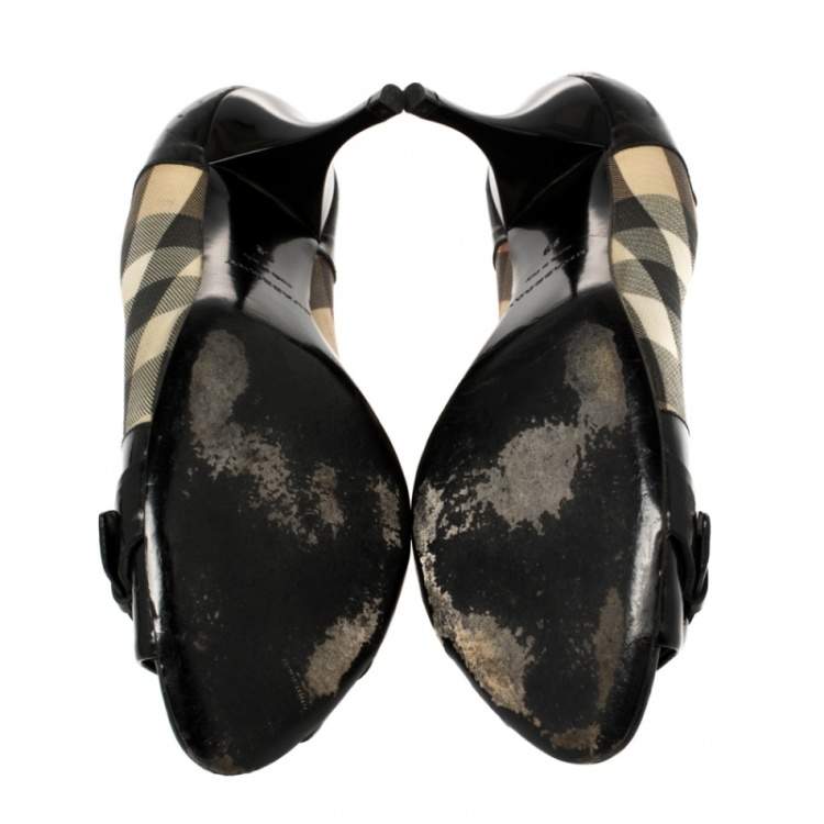 Pre Owned Burberry Black/Beige Nova Check PVC and Patent Leather Buckle Peep Toe Pumps Size 39